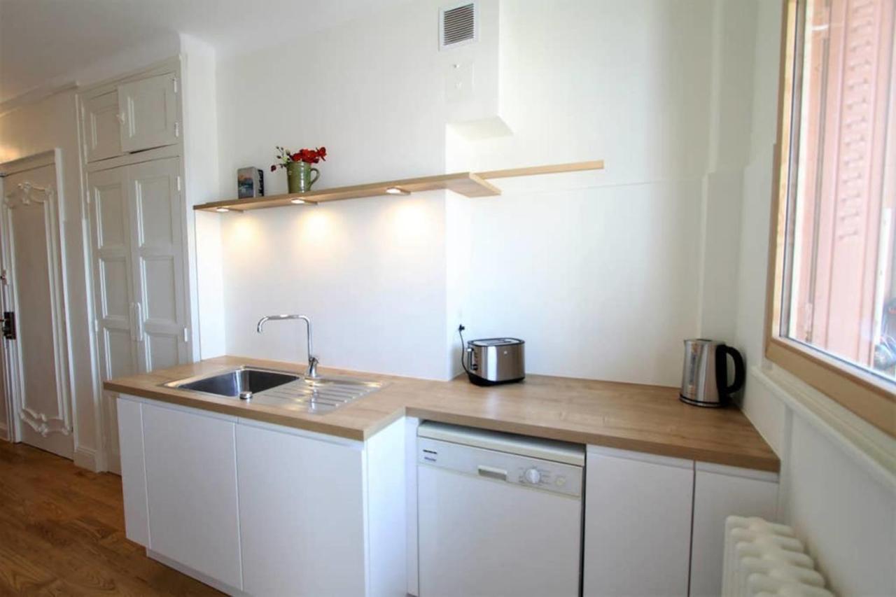 Large 5 Rooms With Garage In The City Center Annecy Exterior foto